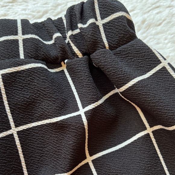 Black/White Print Slim Pants with Elastic Waist - Picture 7 of 12